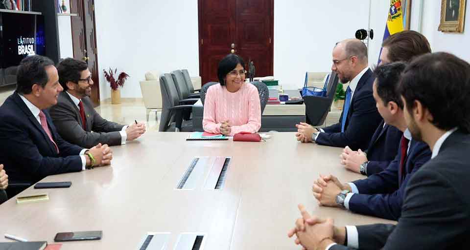 BVC Reunión con Vicepresidenta y Viceministro