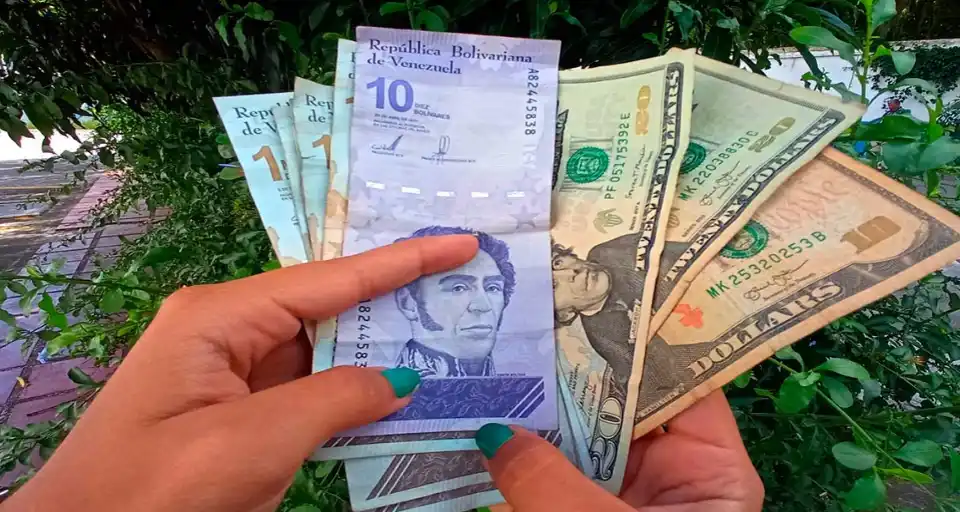 Bolívares-dólares bolívar compensaciones salariales