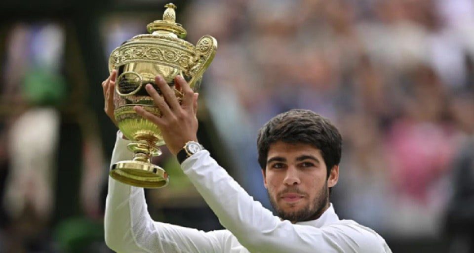 Carlos Alcaraz vence a Novak Djokovic y consigue su primer título en Wimbledon: ¿Cuánto dinero se lleva el campeón?