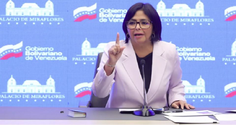 Delcy Rodríguez trabajadores FMI